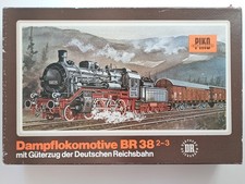 Piko Set  BR38 mit Güterwagen
