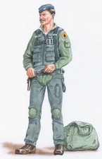 Plus Model AL4017 - 1:48 Resin