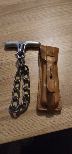 Knebelkette mit lederetui ddr - knebelkette,