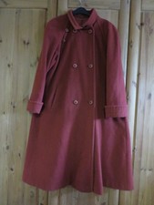 roter Damen Wollmantel -Lodenmantel ,  Größe  19