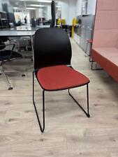 EFG - Plastic Chair / Konferenzstuhl - Archie - Schwarz / Rot - A775