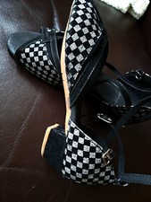 Schicke Tanzschuhe -silber