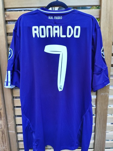 Real madrid third 2010 - madrid,