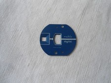 einzelnes blaues Zifferblatt Ruhla digital Scheibenuhr  Made in GDR  Neu