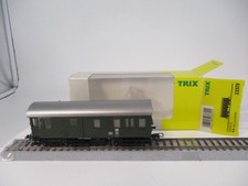Trix Spur H0 23379 Gepäckwagen 0101 993 Ffm der DB in OVP