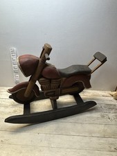 Massivholz handgeschnitzt