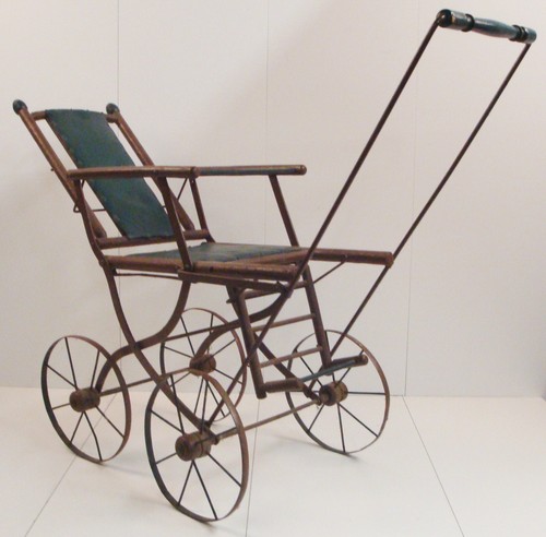 Antik puppenwagen puppe - antik,