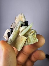 Turmalin Grün Lila Auf