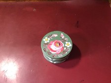 alte kleine Spanschachtel Spanschatulle bemalt mit Blumenmotiv Vintage