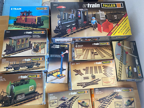 Faller train spur - e-train, aus