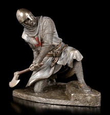 Figur Tempelritter schwingt Kriegsaxt | Kreuzritter Ritterfigur Veronese Deko