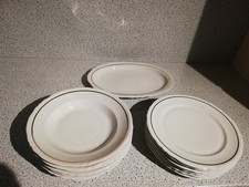 Altserien Bareuther Bavaria Goldrand innen, 6Tiefe,6Flache Teller, eine Platte