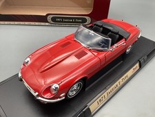 Modellautos 1:18 Road