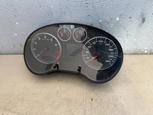 Audi sportback 1 6fsi - 8p,
