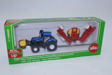 Siku 1799 NEW HOLLAND Traktor
