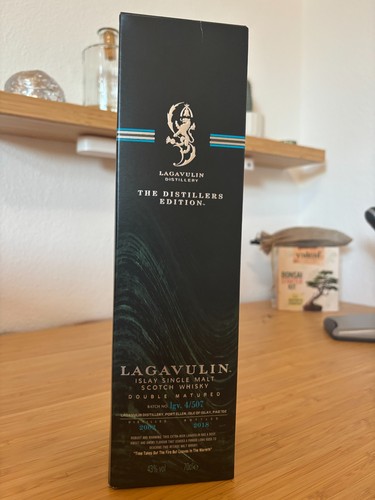 Lagavulin single scotch - lagavulin,