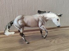 Breyer Pferd Modellpferd