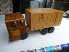 Holzauto Holz LKW Laster  von VERO / FRÖBEL  Möbelwagen Kofferaufbau DDR ca.45cm