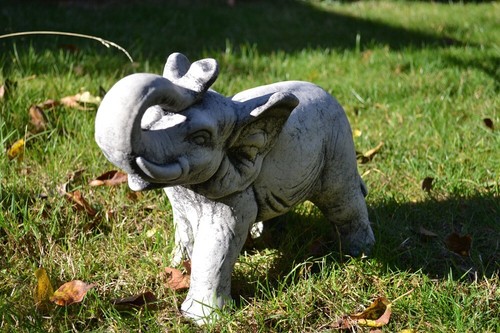 Laufender elefant skulptur - elefant,