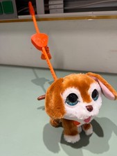 Spielzeug Hund zum Gassi gehen