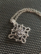 Vintage Rosen Anhänger Rose