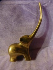 24467. Elefant  Ringhalter  -  Messing  -  10 cm