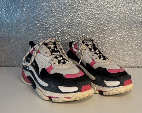 Balenciaga triple sneaker - balenciaga,