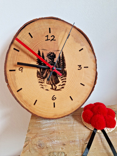 Wanduhr holz baumscheibe esche - wanduhr,