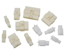 10x Gehäuse Stecker 2,8mm / 6,3mm Flachsteckhülsen Flachstecker Steckergehäuse