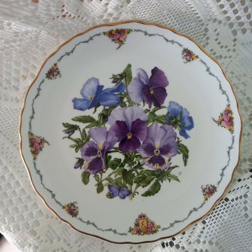 Vintage royal albert limited - albert,