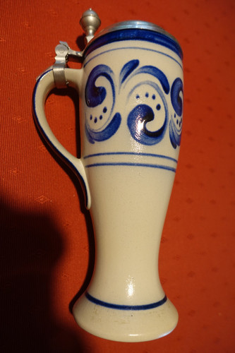 Weißbierkrug aus steinzeug - steinzeug, m