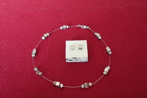 Collier mit ohrsteckern - ohrsteckern,