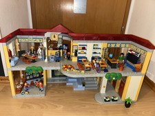 Playmobil Schule 4324  mit Turnhalle 4325  und Kiosk