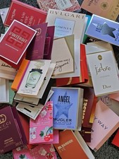 16 Verschiedene Damen Parfum