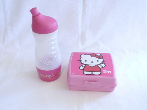 Tupperware hello kitty - tupperware,