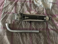 1x original Wagenheber +