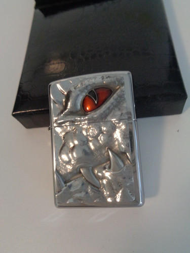 Zippo feuerzeug crocodile eye - feuerzeug,