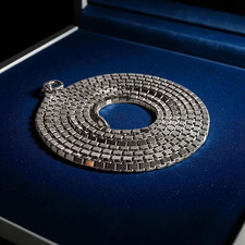 * Schwere massive Halskette /