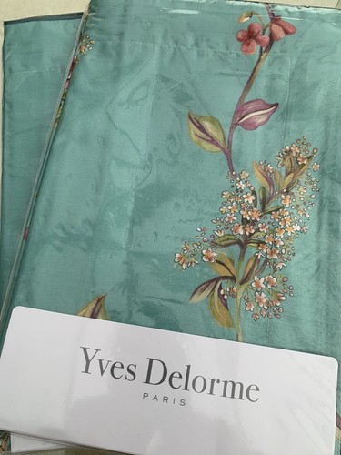 Yves delorme jour - yves, un
