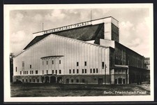 Berlin friedrichstadt palast - berlin,, friedrichstadt-palast