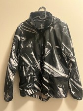 Nike Shield Windbreaker Jacke