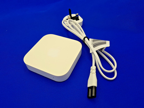 Apple airport express port - 2,