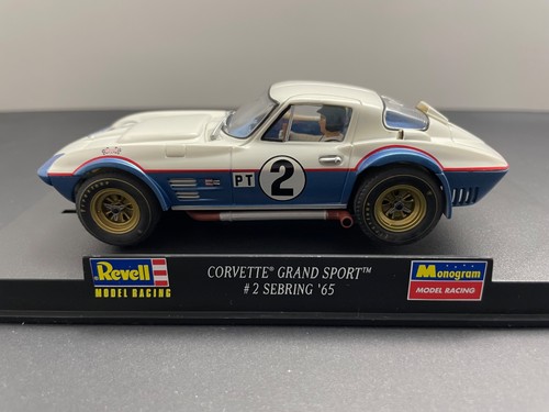 Revell monogram corvette - monogram, 1:32