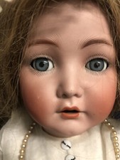 Antike Porzellankopfpuppe