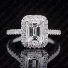 2,46 TCW Smaragdschliff Moissanit Halo Verlobungsring massiv 14K Weißgold vergoldet