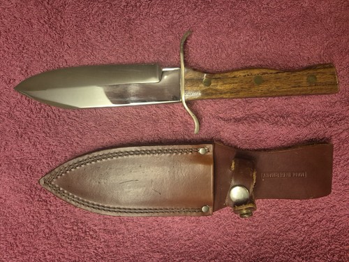 Neuwertiges jagdmesser - neuwertiges,