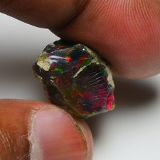 Glatter schwarzer Opal grob