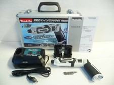 Makita TD022DSHXW NEU weiß mit 2 Akkus Ladegerät und Alukoffer Japan