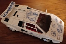 Schalke Lamborghini (1988) 1:18 mit Unterschriften der Eurofighter