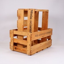 Weinkisten, Weinkistenregal |